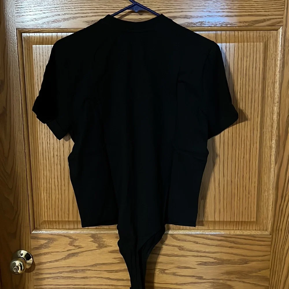 NWT Danielle Bernstein black t-shirt bodysuit - Picture 5 of 6